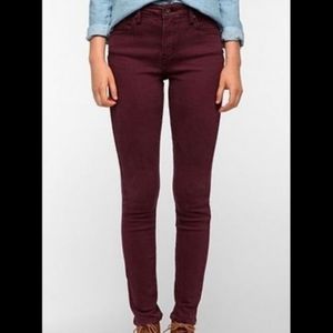 Levi's skinny corduroys. Rusty red. Demi curve